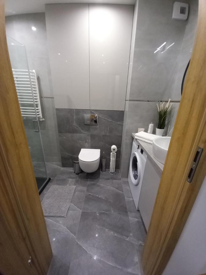 Apartament Prestige Oswiecim Bagian luar foto