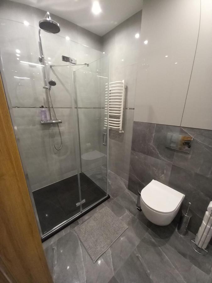 Apartament Prestige Oswiecim Bagian luar foto