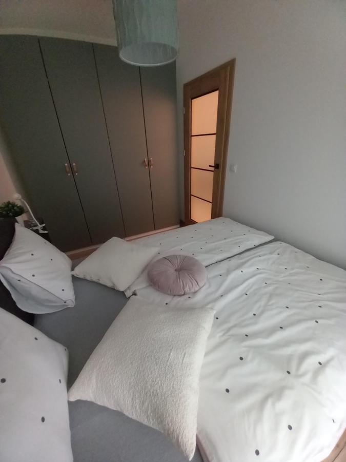 Apartament Prestige Oswiecim Bagian luar foto