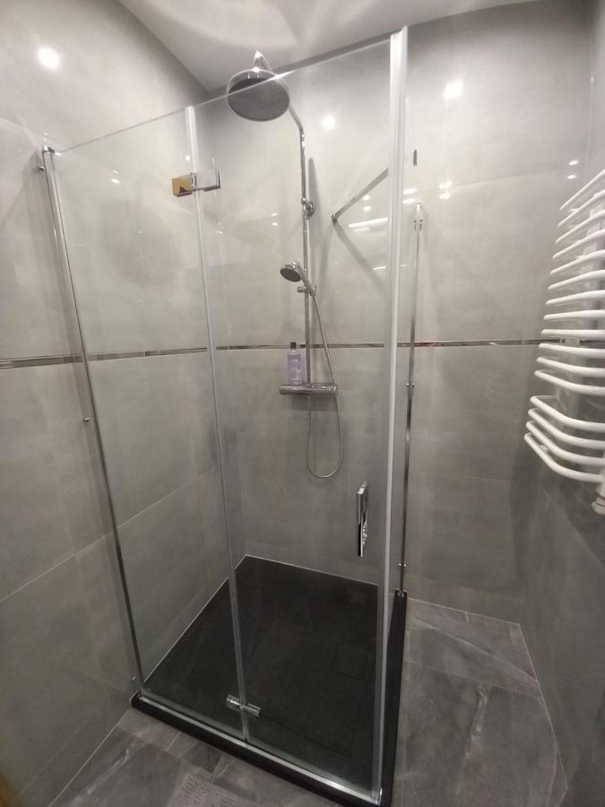 Apartament Prestige Oswiecim Bagian luar foto